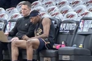 小气！尼记抱怨：骑士自己升级座椅 尼克斯只能大汉坐小椅